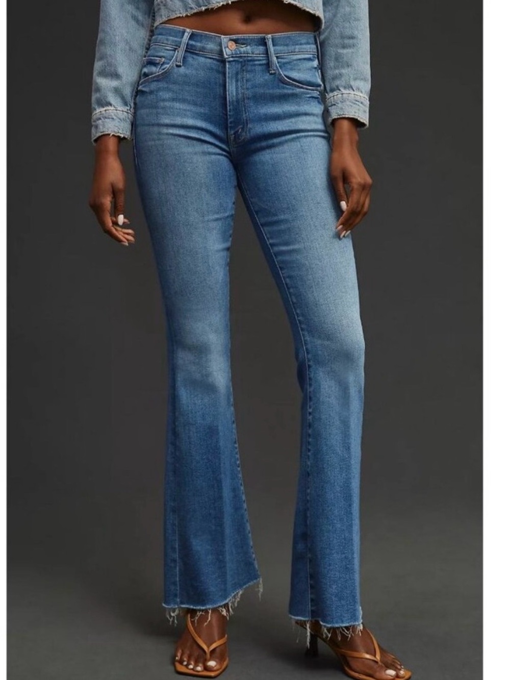 MOTHER The  Weekender Mid-Rise Flared Jeans